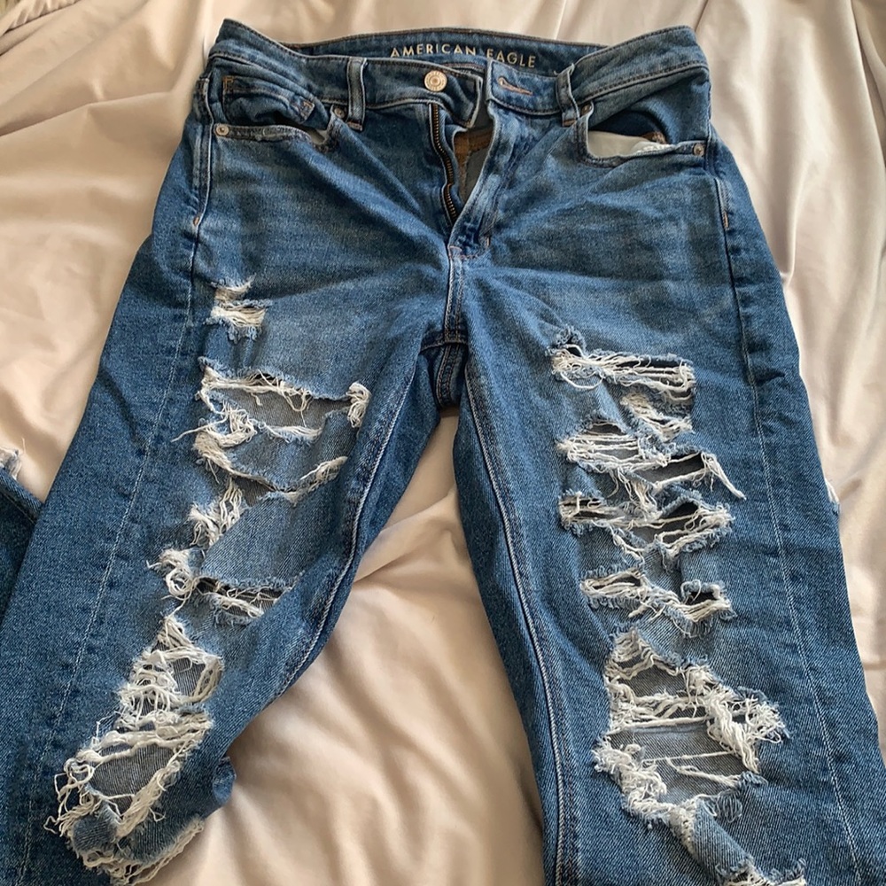 Medium wash ripped jeans
